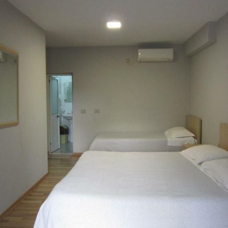 Salku Serviced Rooms Tirana Buitenkant foto